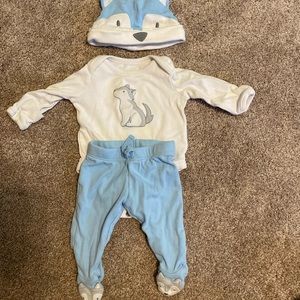 3 Piece Outfit for baby - snow dog - cute details